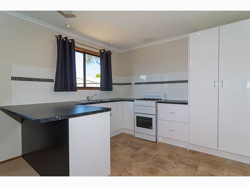 39 Follett Street, Aldinga Beach SA 5173, Aldinga Beach - Thumbnail 5