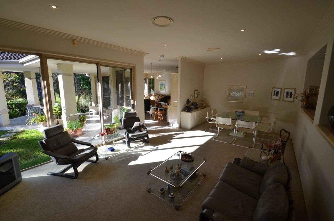 61 Chichester Drive, ARUNDEL QLD 4214, Arundel - Thumbnail 7