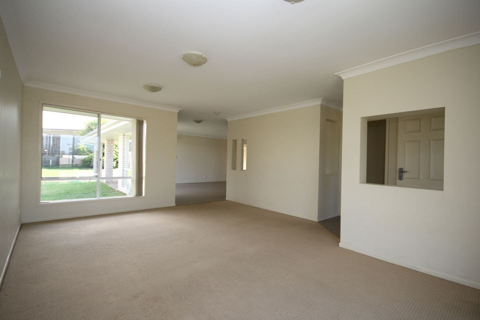86 Jacaranda Drive, Yamanto QLD 4305, Yamanto - Thumbnail 3