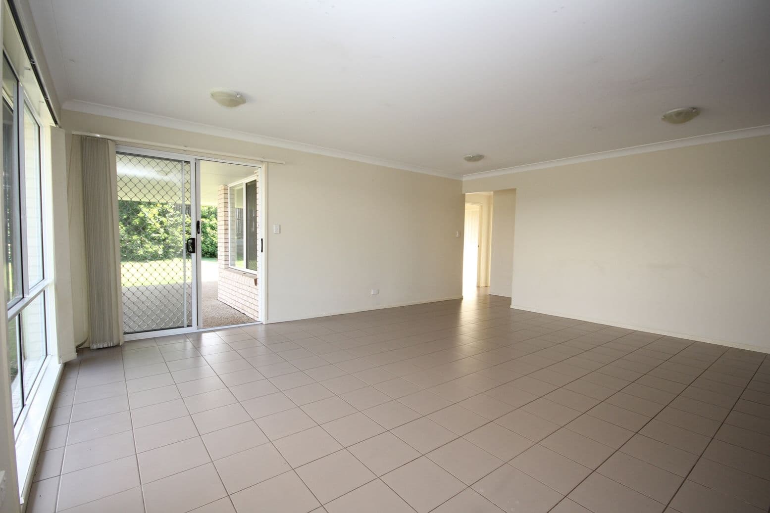 86 Jacaranda Drive, Yamanto QLD 4305, Yamanto - Thumbnail 7