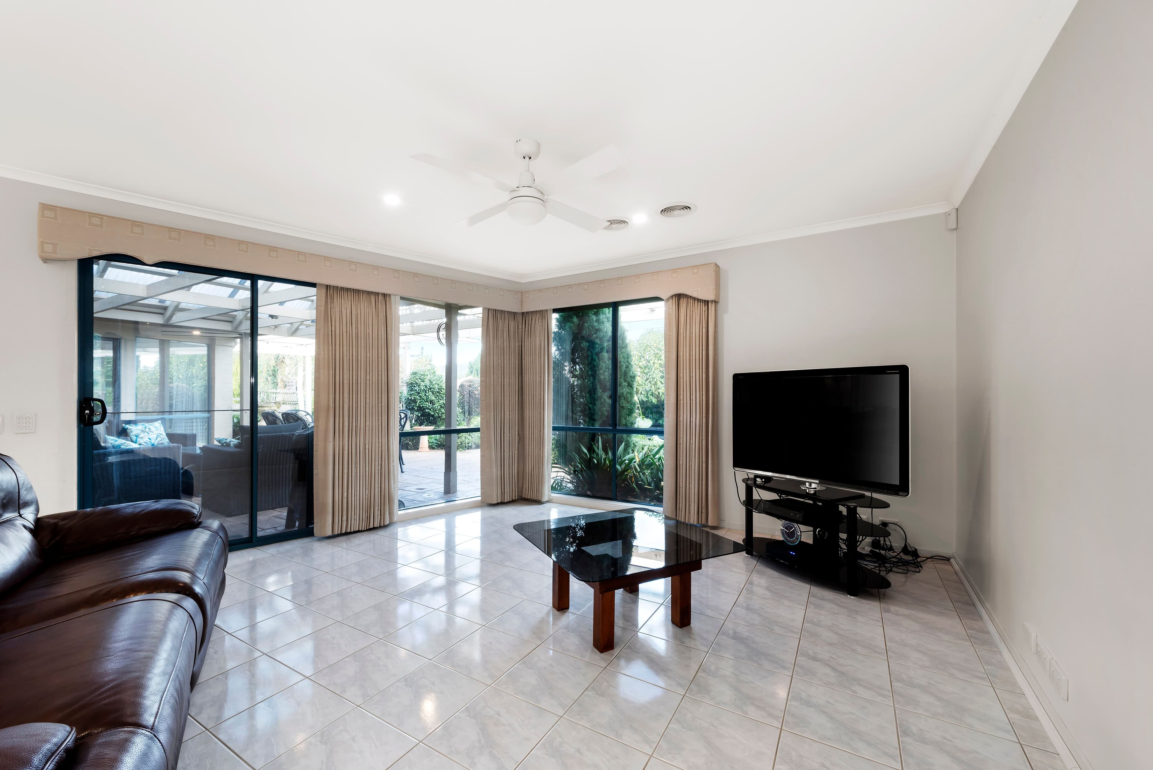 13 Glenview Place, Lysterfield VIC 3156, Lysterfield - Thumbnail 4