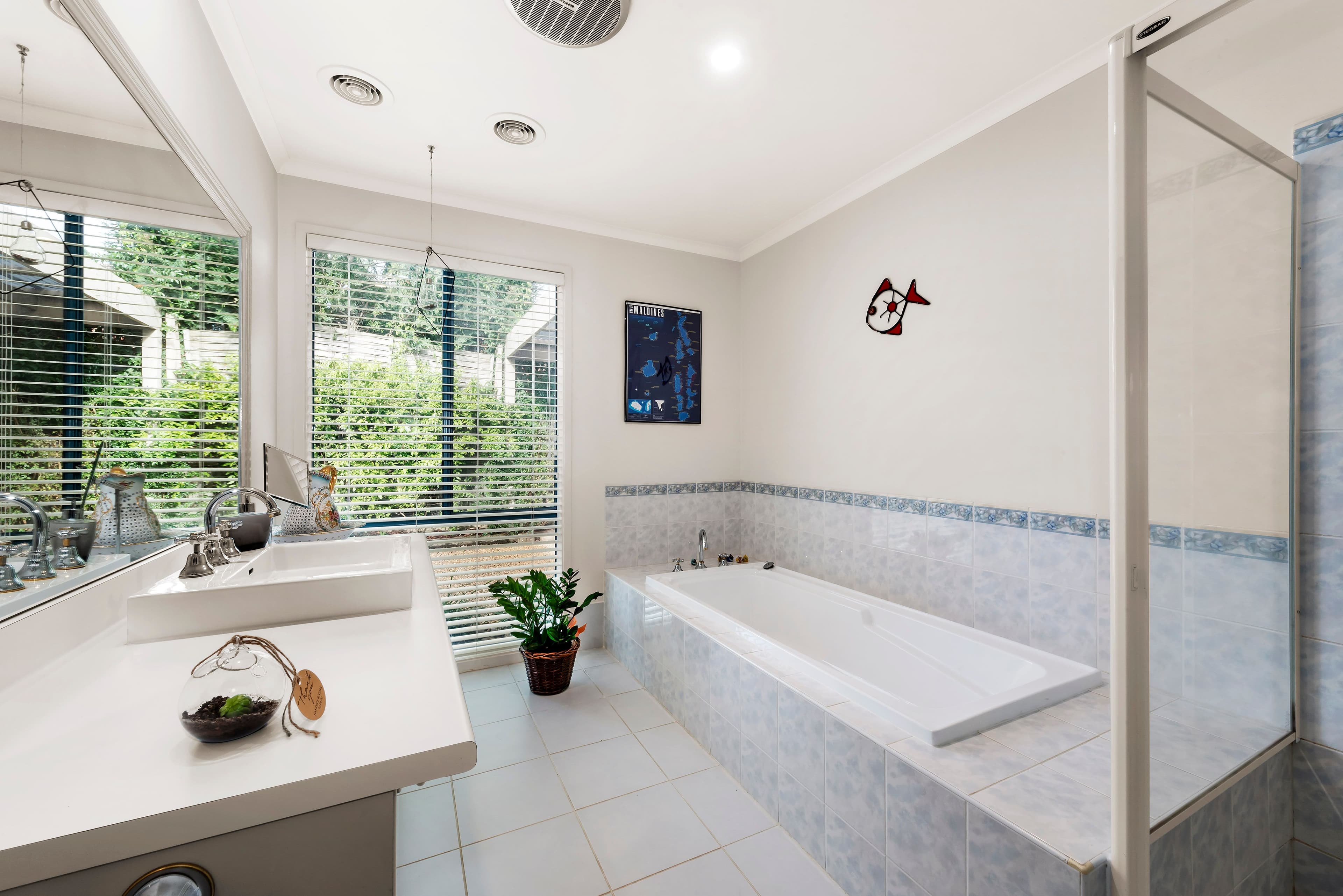 13 Glenview Place, Lysterfield VIC 3156, Lysterfield - Thumbnail 6