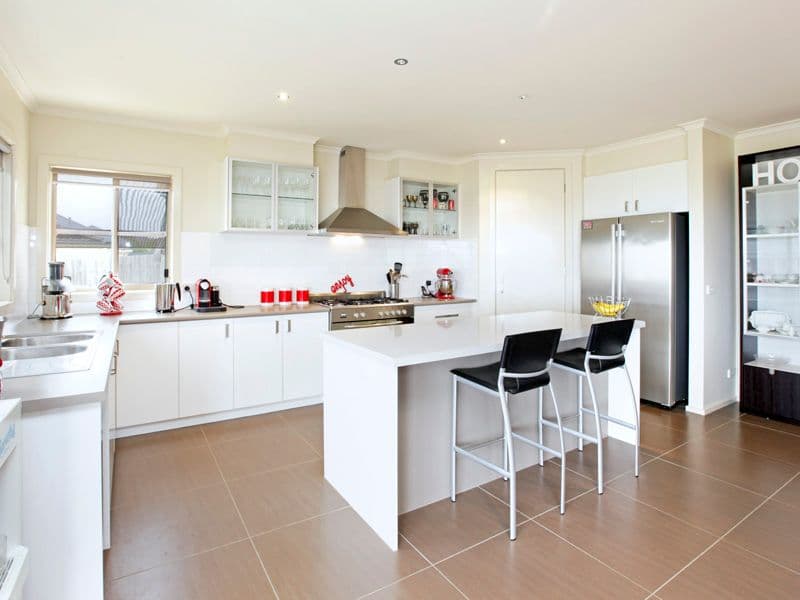 3 Stanbury Avenue, HIGHTON VIC 3216, Highton - Thumbnail 5