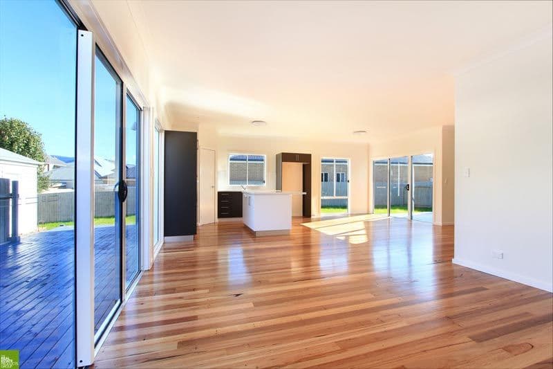 8 Callala Street, TULLIMBAR NSW 2527, Tullimbar - Thumbnail 6