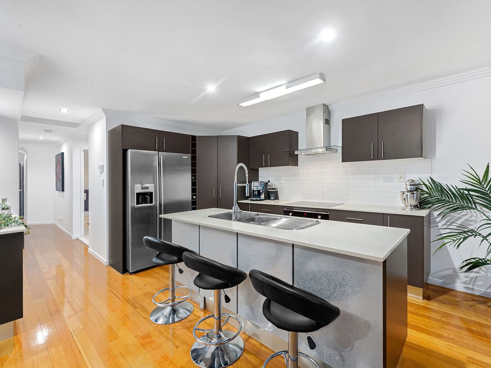 18 Nundah Street, Kedron QLD 4031, Kedron - Thumbnail 2