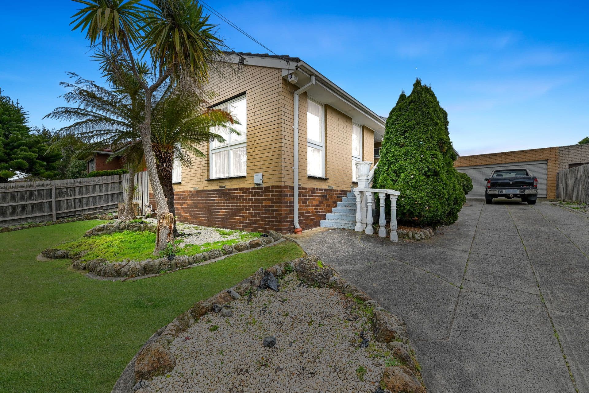 23 Monash Crescent, Clayton South VIC 3169, Clayton South - Thumbnail 2