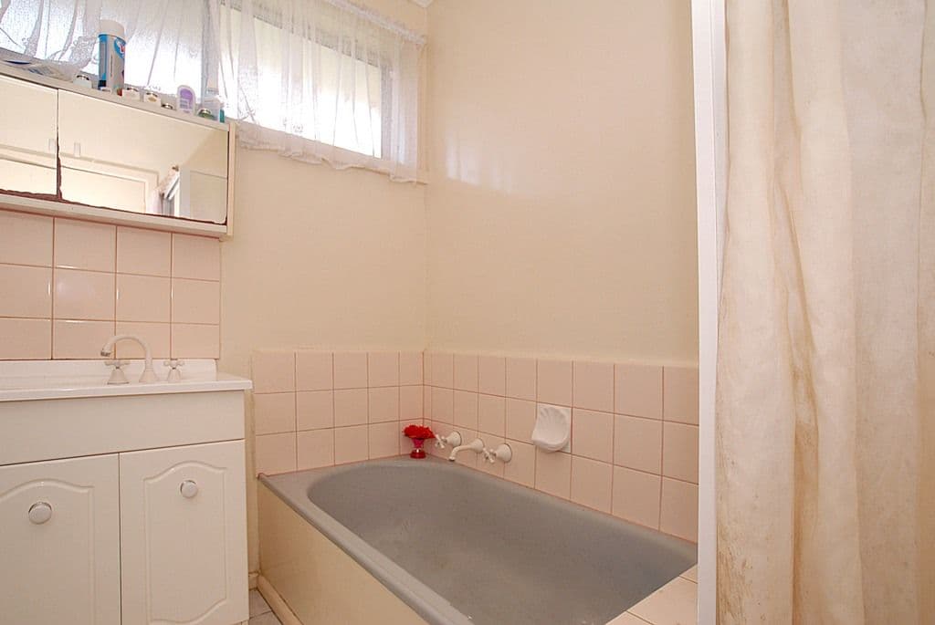 144 Noble Street, NOBLE PARK VIC 3174, Noble Park - Thumbnail 4