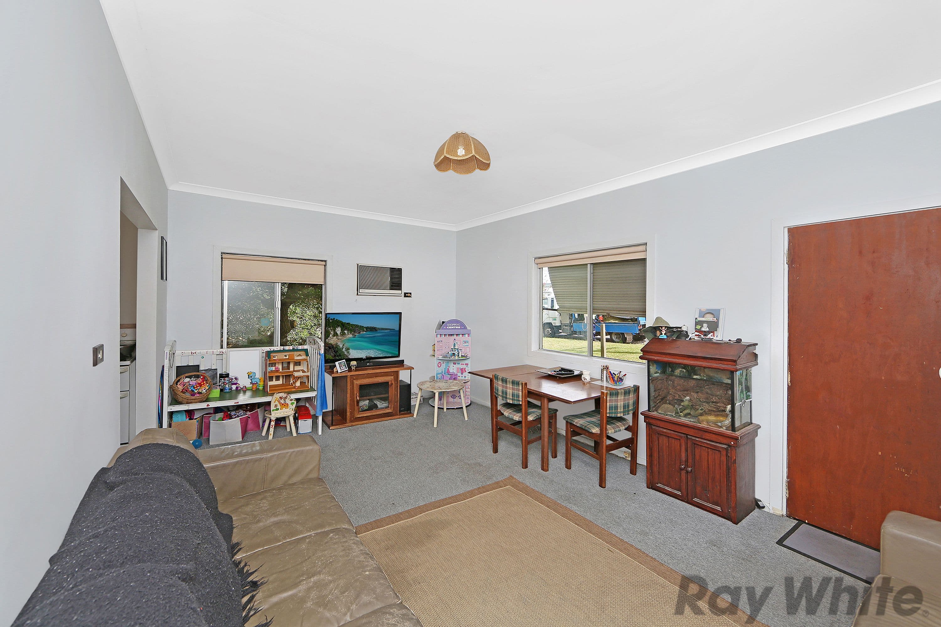 60 Woodland Parkway, Buff Point - Thumbnail 4