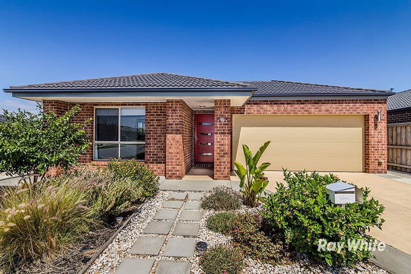 19 Windmill Circuit, Lyndhurst VIC 3975, Lyndhurst - Image 1