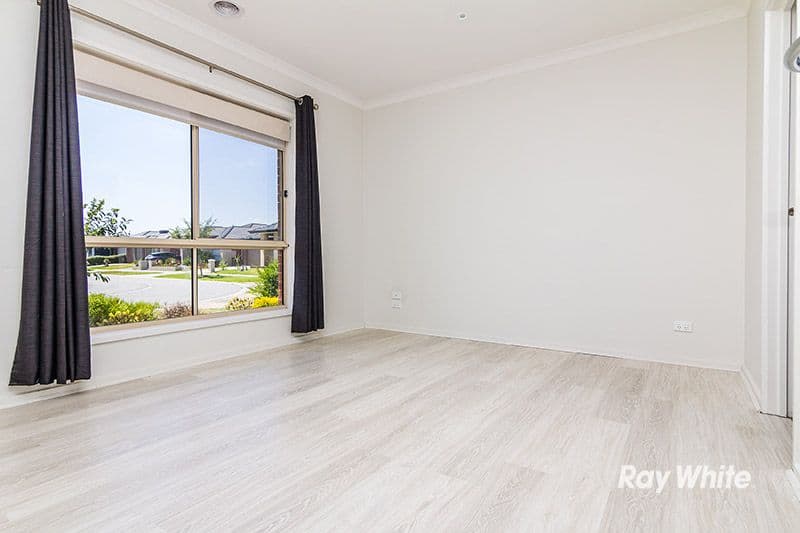 19 Windmill Circuit, Lyndhurst VIC 3975, Lyndhurst - Thumbnail 5