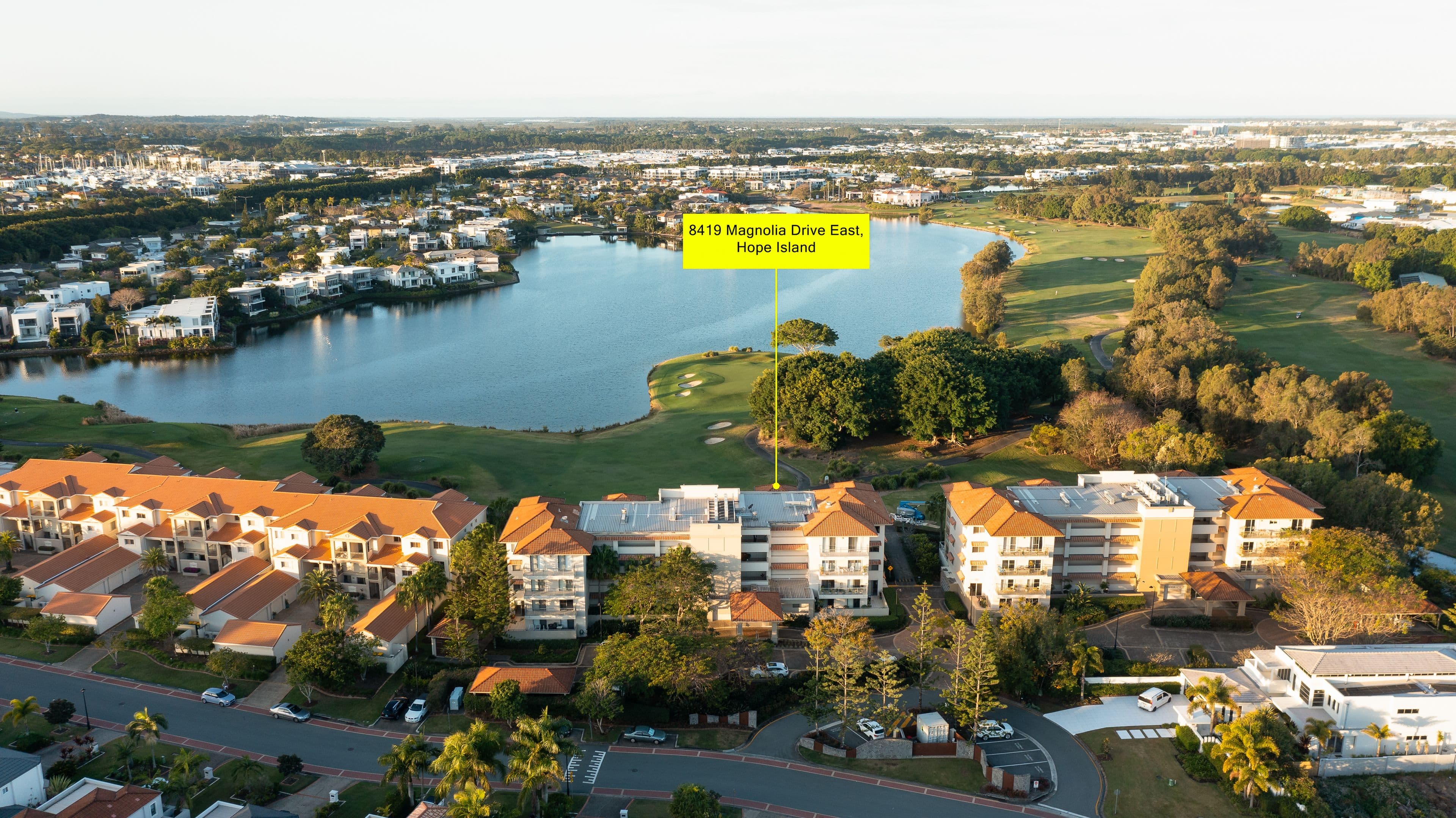 8419 Magnolia Drive East, Hope Island QLD 4212, Hope Island - Thumbnail 4