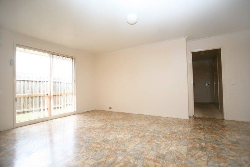 1 Freesia Place, GLENMORE PARK NSW 2745, Glenmore Park - Thumbnail 4