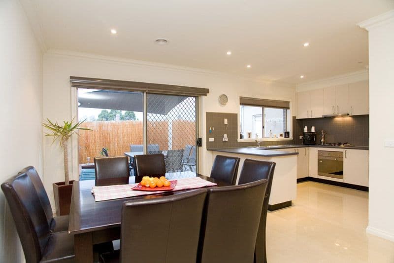 5 Delacombe Drive, MILL PARK VIC 3082, Mill Park - Thumbnail 6