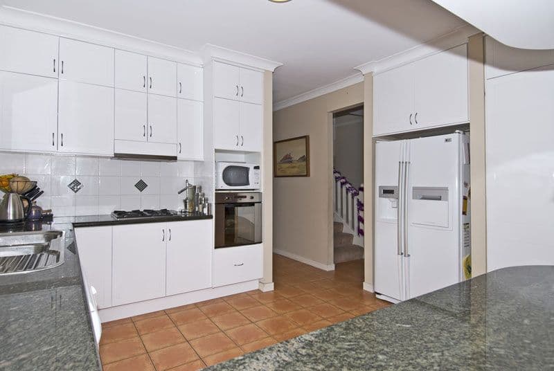 74 Merridown Drive, MERRIMAC QLD 4226, Merrimac - Thumbnail 5