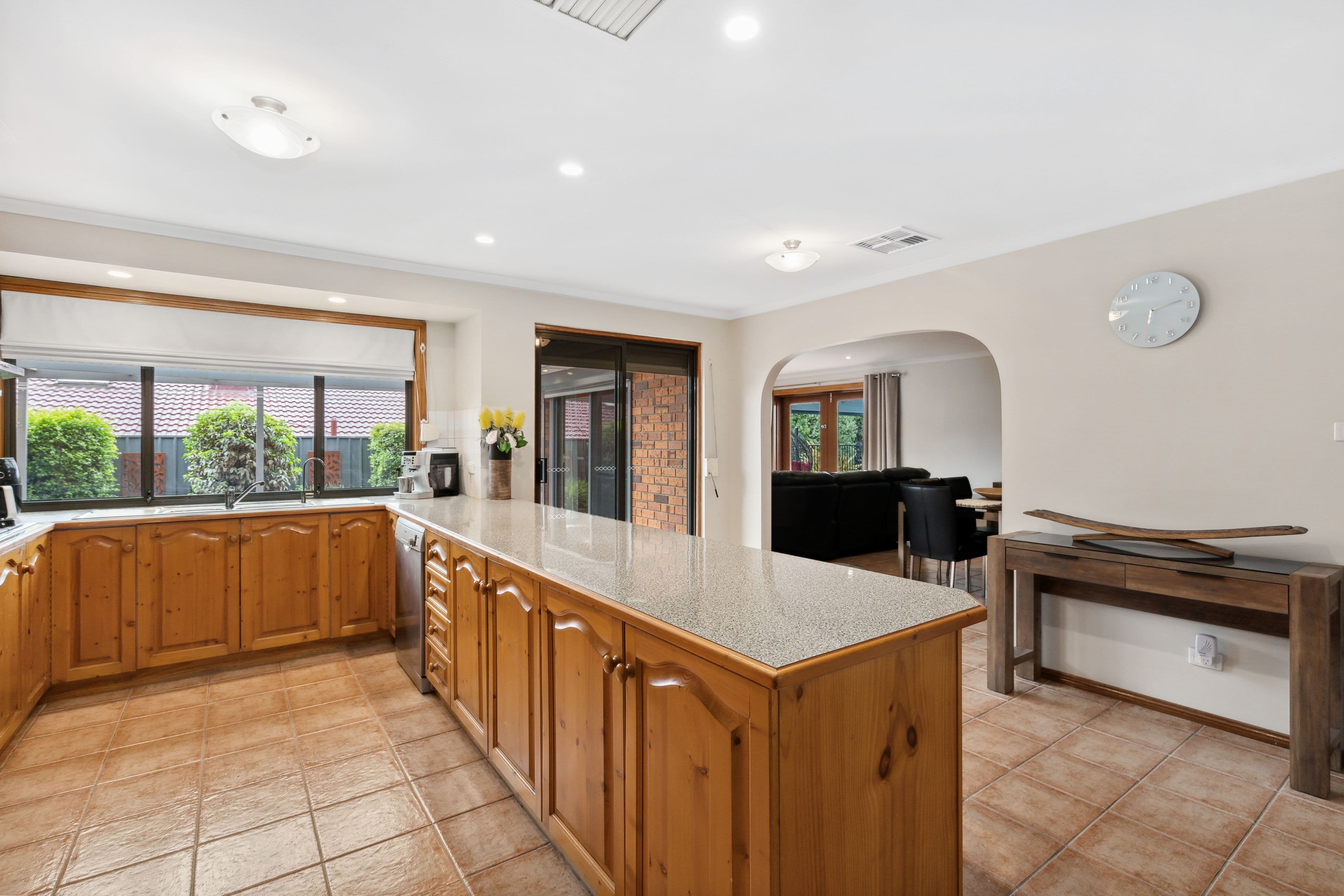 7 Farnsworth Drive, Morphett Vale SA 5162, Morphett Vale - Thumbnail 4