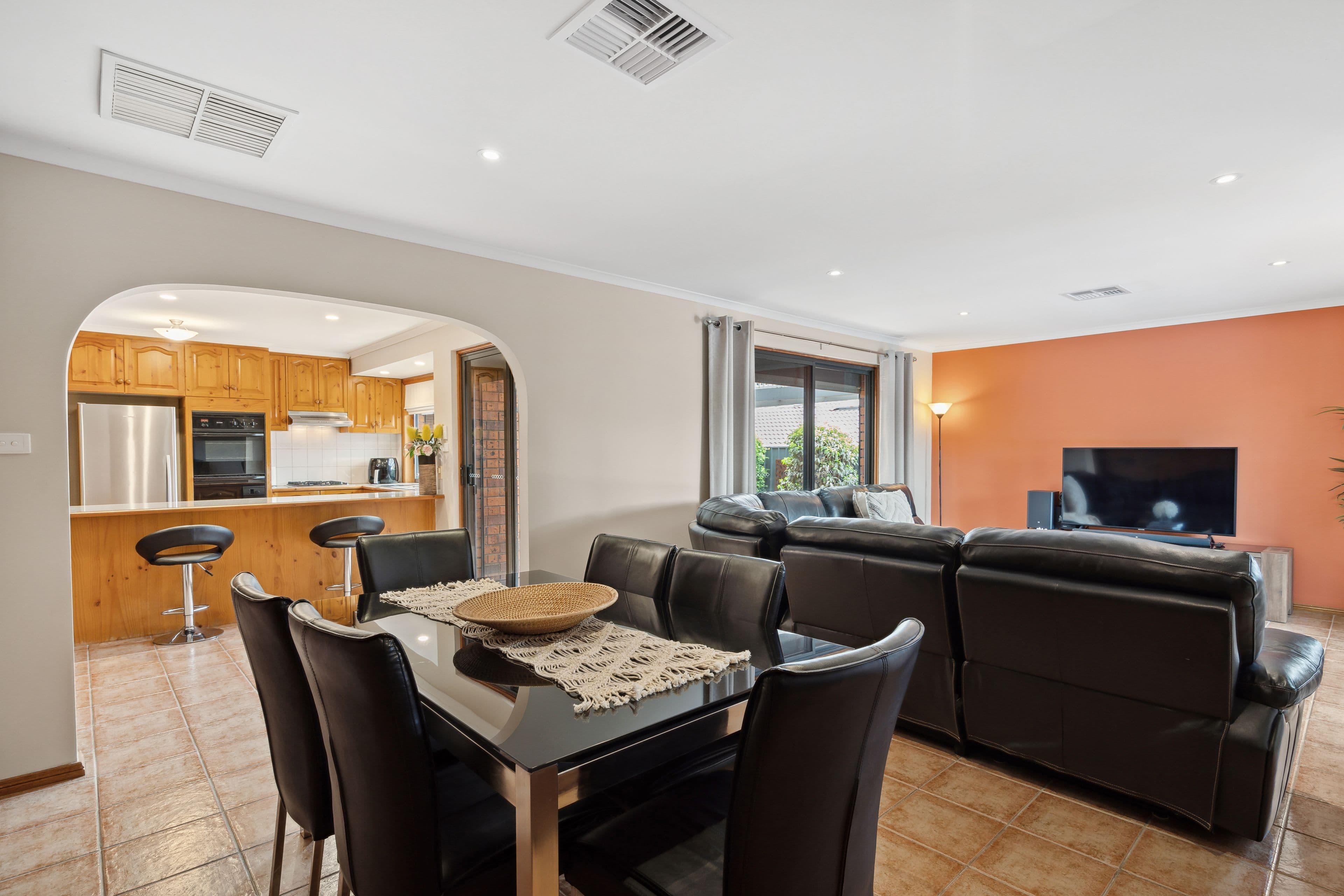7 Farnsworth Drive, Morphett Vale SA 5162, Morphett Vale - Thumbnail 6