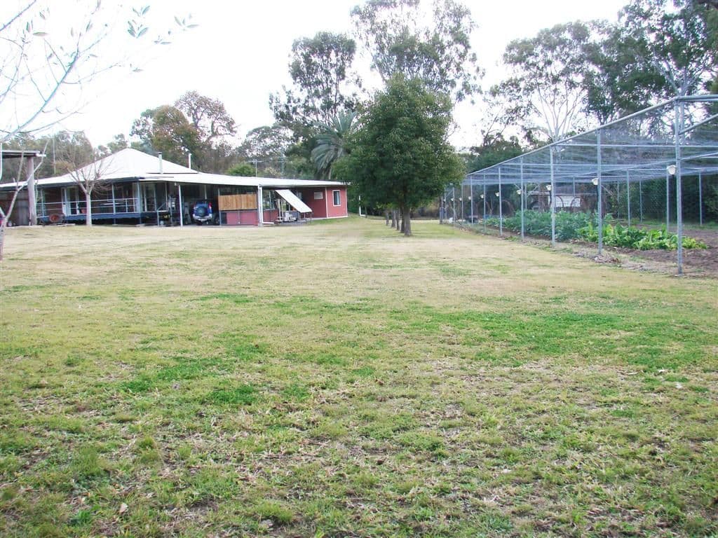 50725 Burnett Highway, MOUNT MORGAN QLD 4714, Mount Morgan - Thumbnail 2