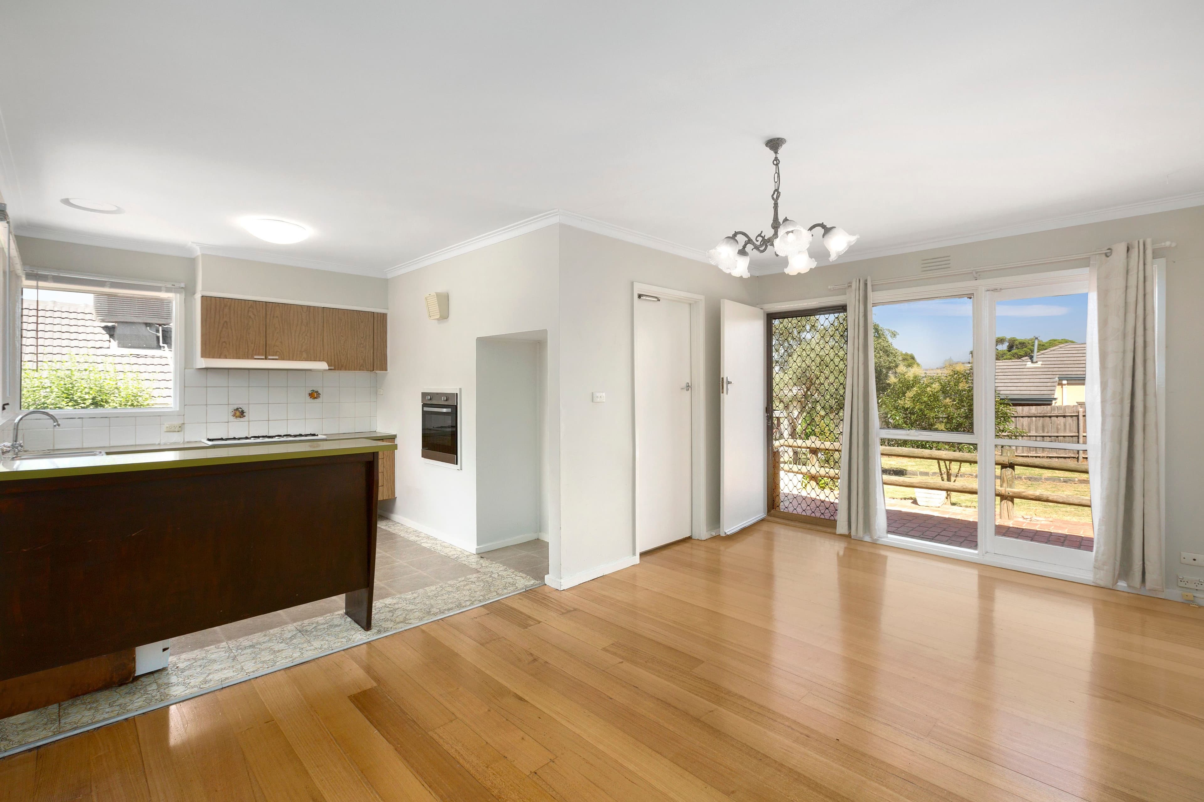 8 Gainsborough Street, Doncaster East VIC 3109, Doncaster East - Thumbnail 2