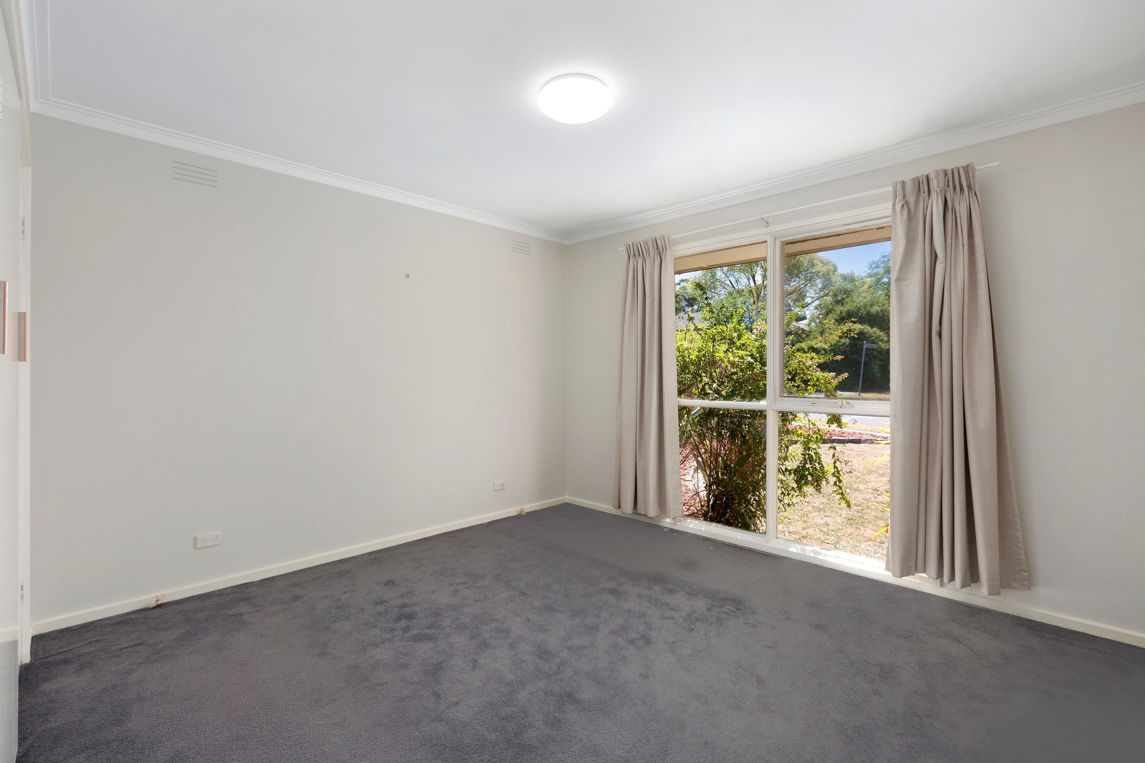 8 Gainsborough Street, Doncaster East VIC 3109, Doncaster East - Thumbnail 5