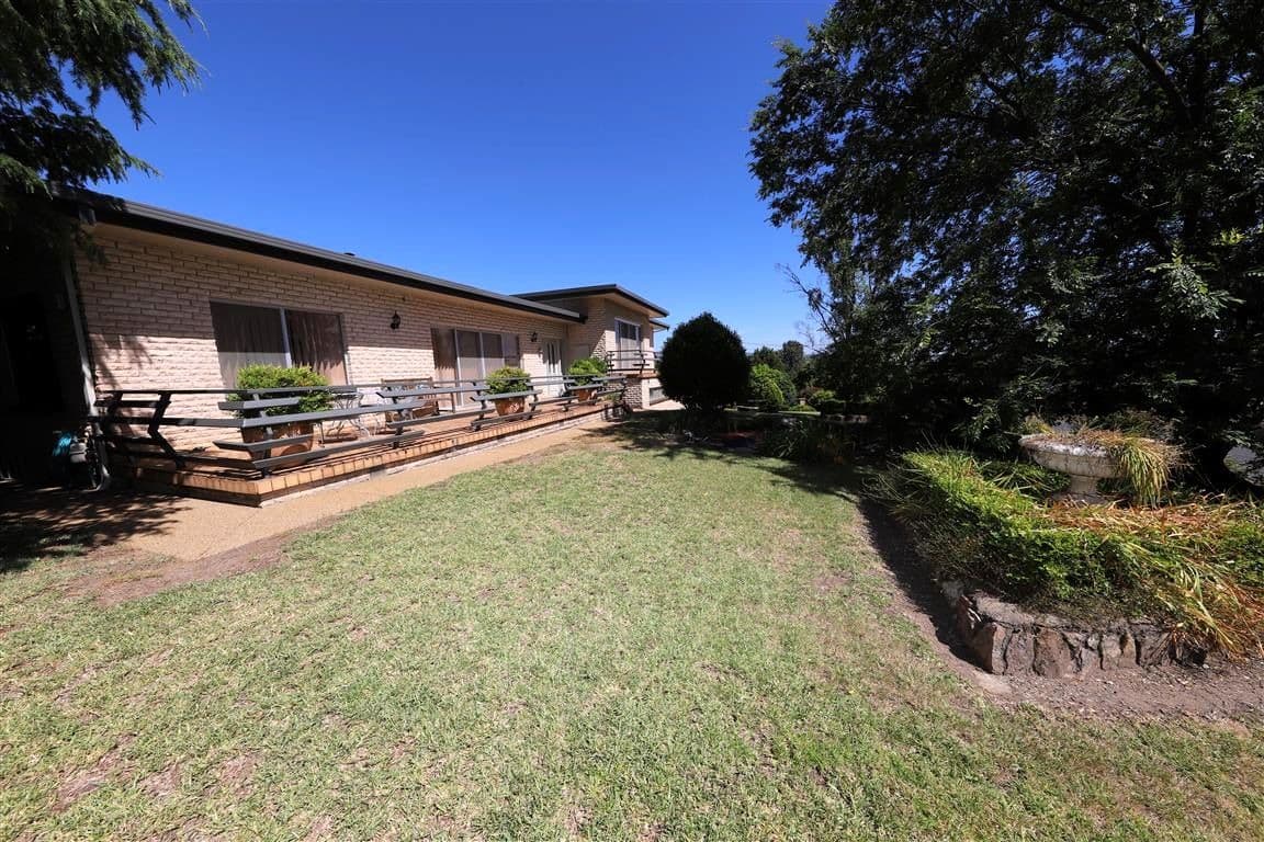 241 Capper Street, Tumut NSW 2720, Tumut - Thumbnail 3
