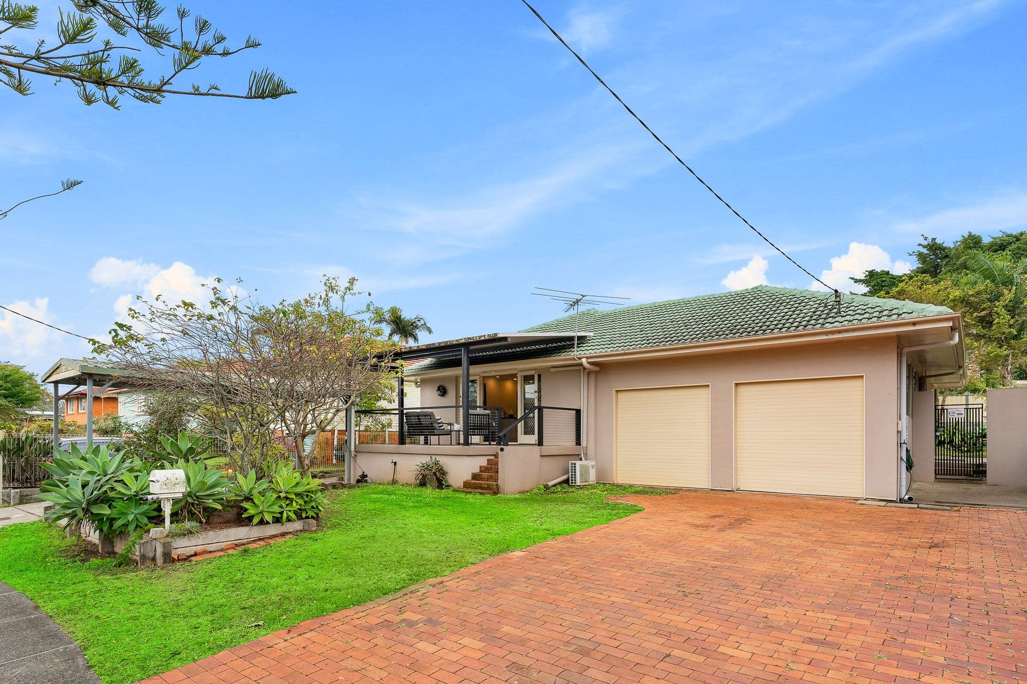 28 Valhalla Street, Sunnybank QLD 4109, Sunnybank - Image 1