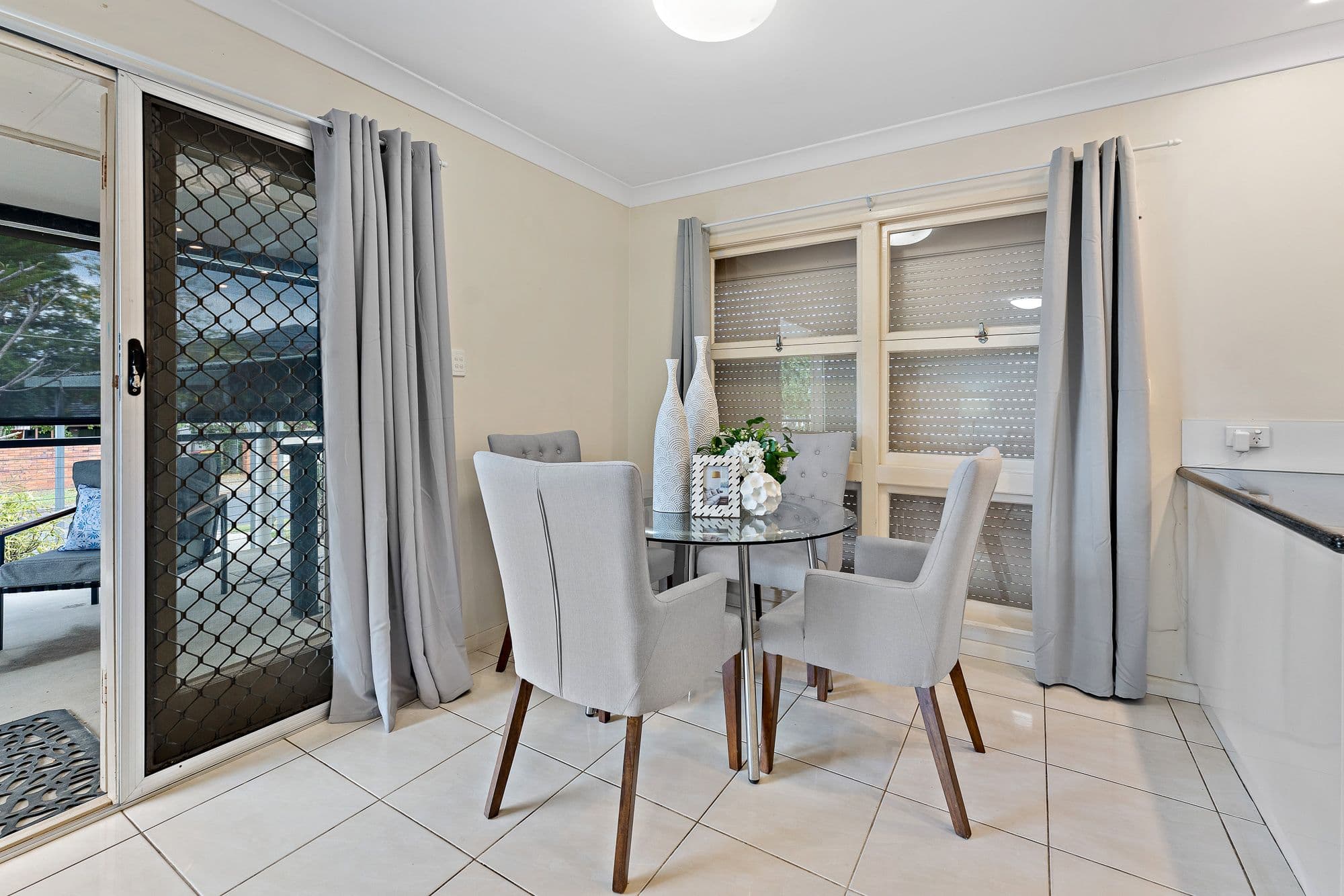 28 Valhalla Street, Sunnybank QLD 4109, Sunnybank - Thumbnail 8