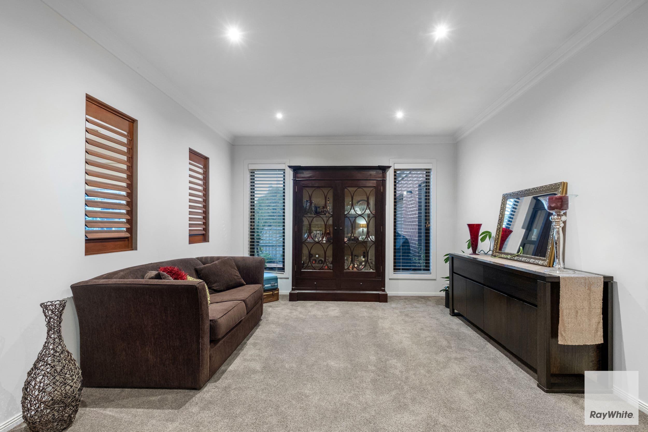 6 Insley Way, Caroline Springs VIC 3023, Caroline Springs - Thumbnail 8