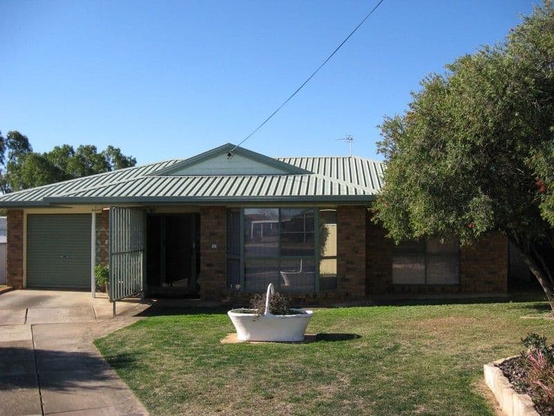 10 Aruma Drive, OAKEY QLD 4401, Oakey - Image 1