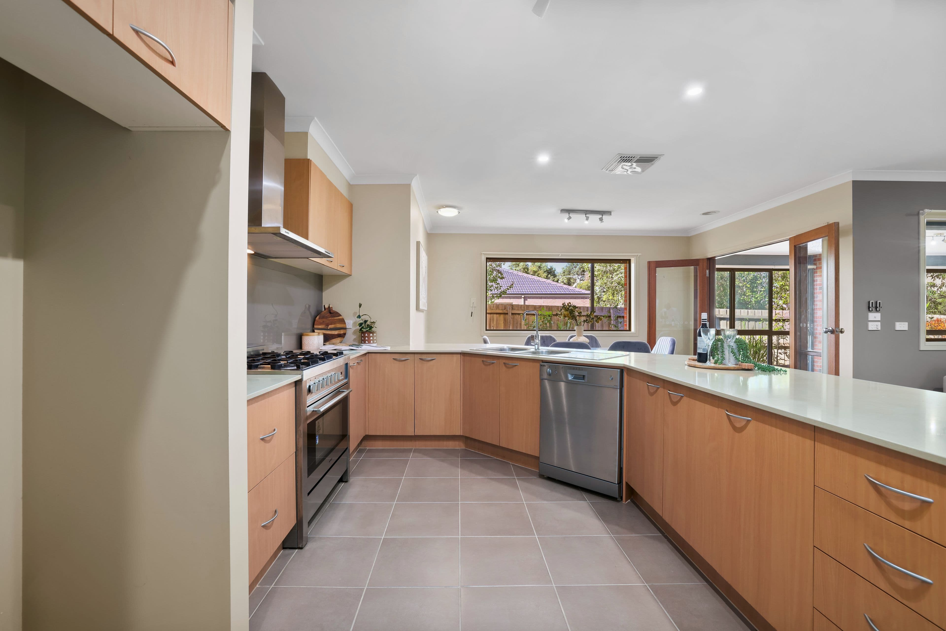 41 Redcliffe Terrace, Taylors Hill VIC 3037, Taylors Hill - Thumbnail 7