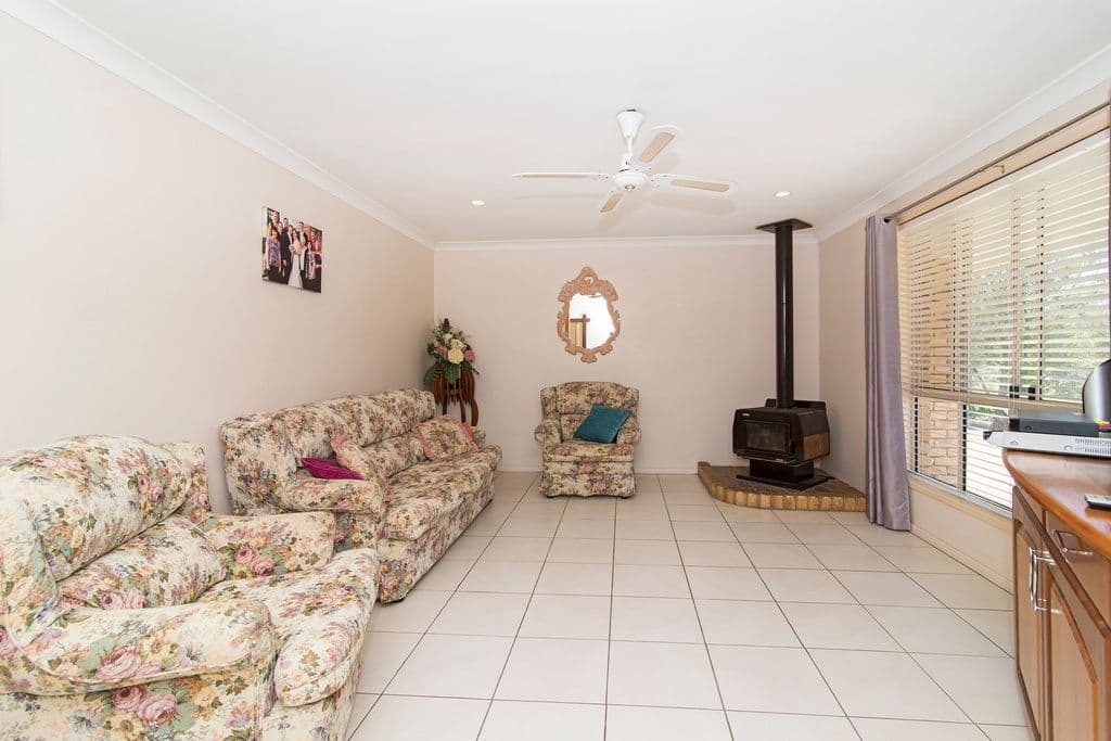 49 Helendale Drive, HELIDON SPA QLD 4344, Helidon Spa - Thumbnail 3