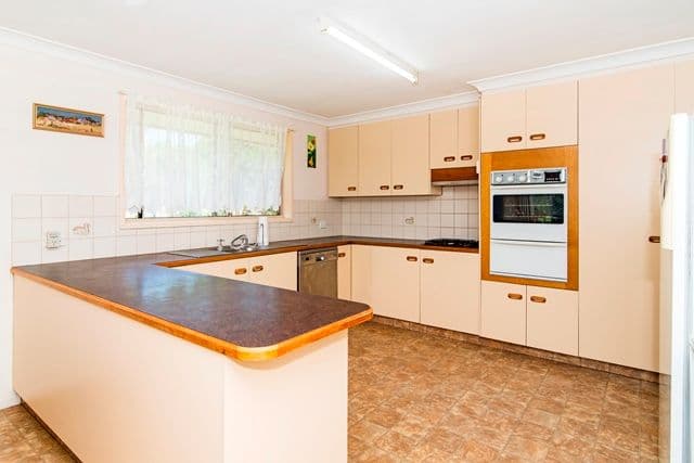 49 Helendale Drive, HELIDON SPA QLD 4344, Helidon Spa - Thumbnail 4
