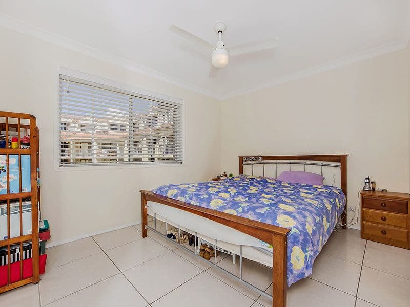 16 Whitby Street, Southport QLD 4215, Southport - Thumbnail 4