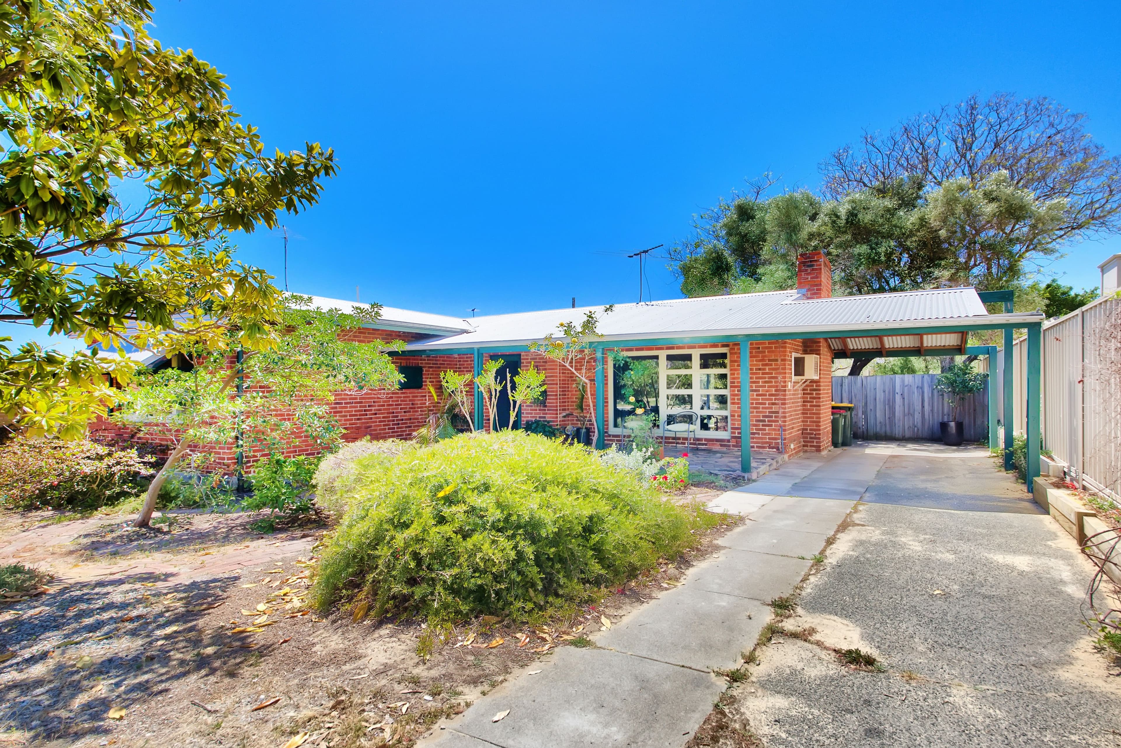 125 Morley Drive, Nollamara WA 6061, Nollamara - Thumbnail 2