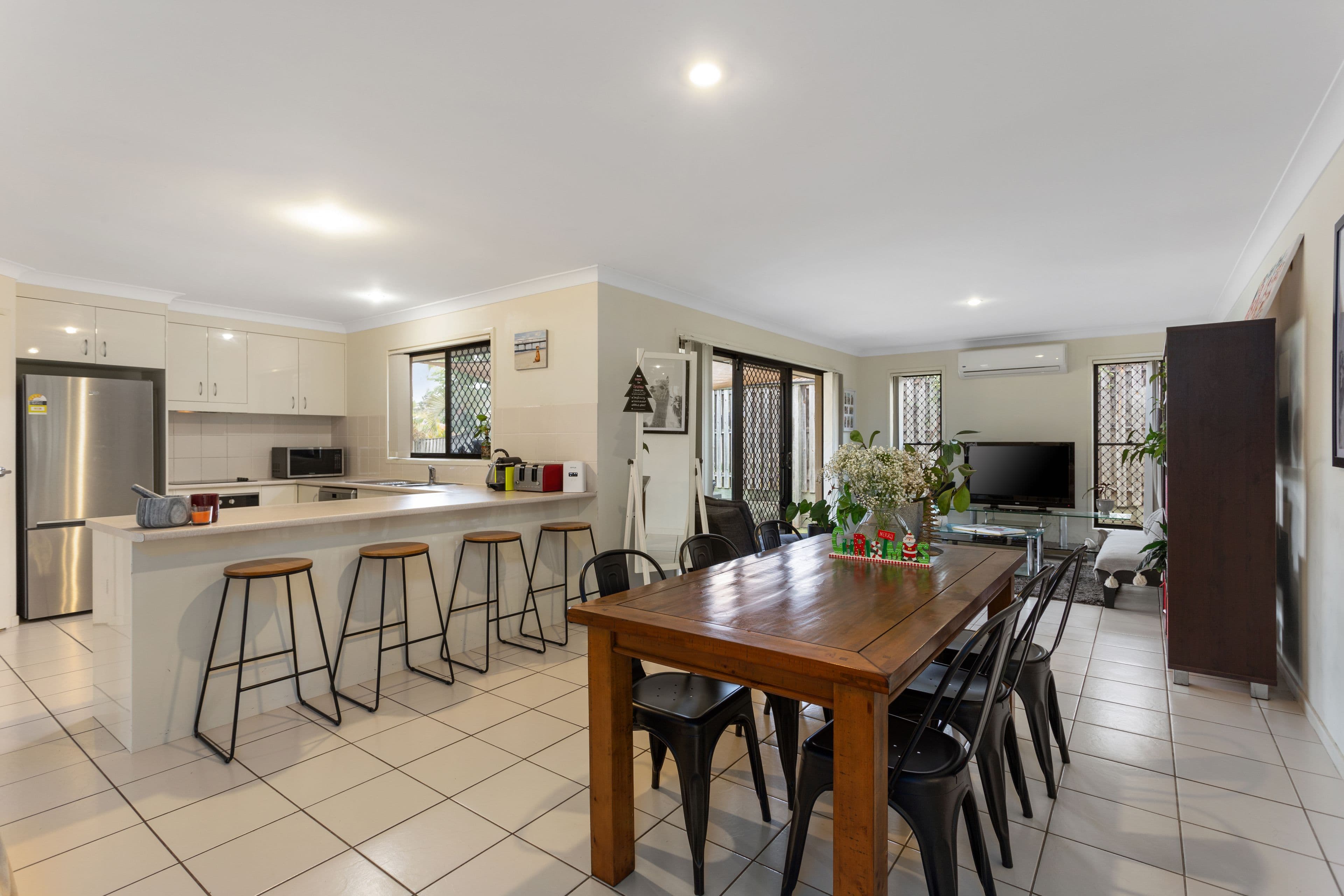 38 Witheren Circuit, Pacific Pines QLD 4211, Pacific Pines - Thumbnail 6
