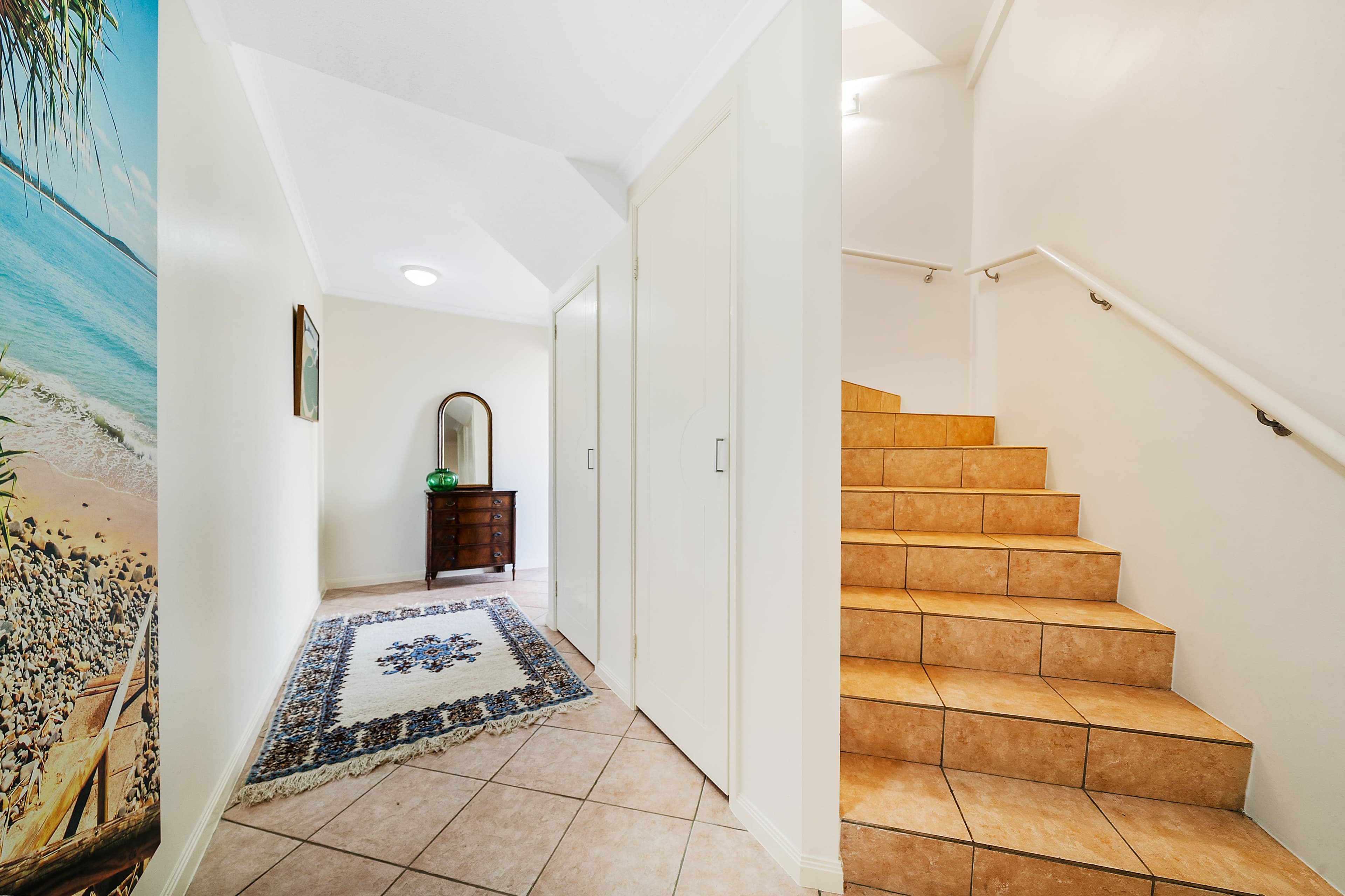 16 Commodore Drive, Birkdale QLD 4159, Birkdale - Thumbnail 6