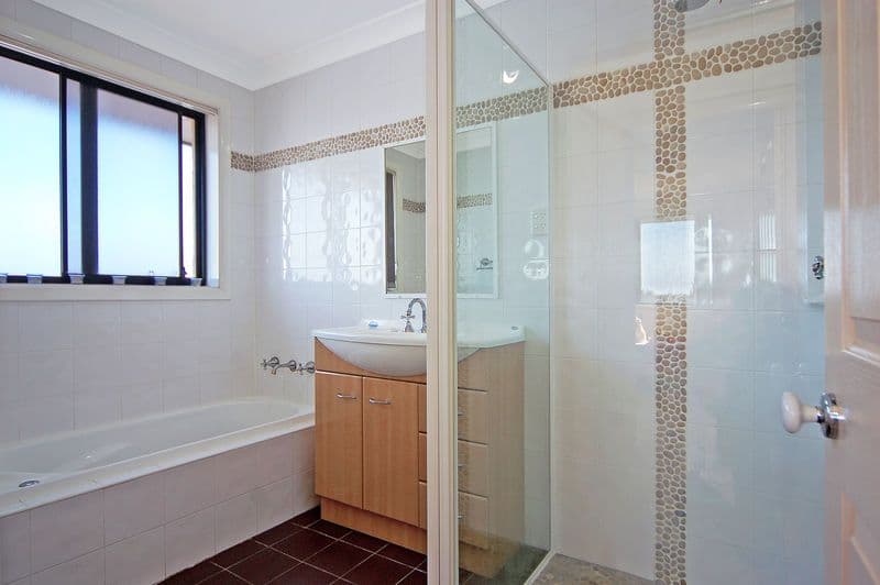 42 Seymour Drive, FLINDERS NSW 2529, Flinders - Thumbnail 3