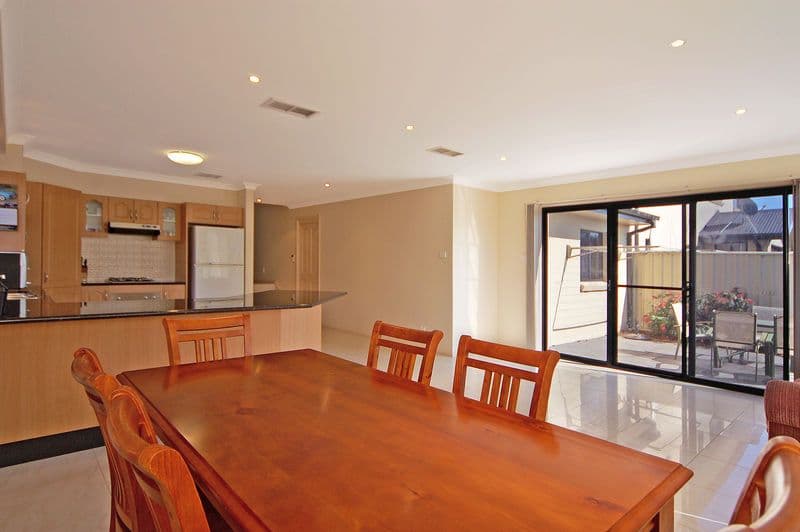 42 Seymour Drive, FLINDERS NSW 2529, Flinders - Thumbnail 5