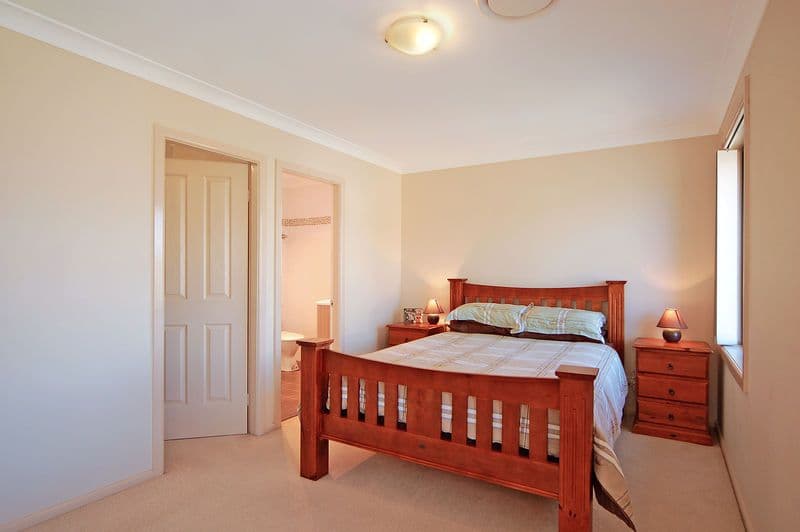 42 Seymour Drive, FLINDERS NSW 2529, Flinders - Thumbnail 7