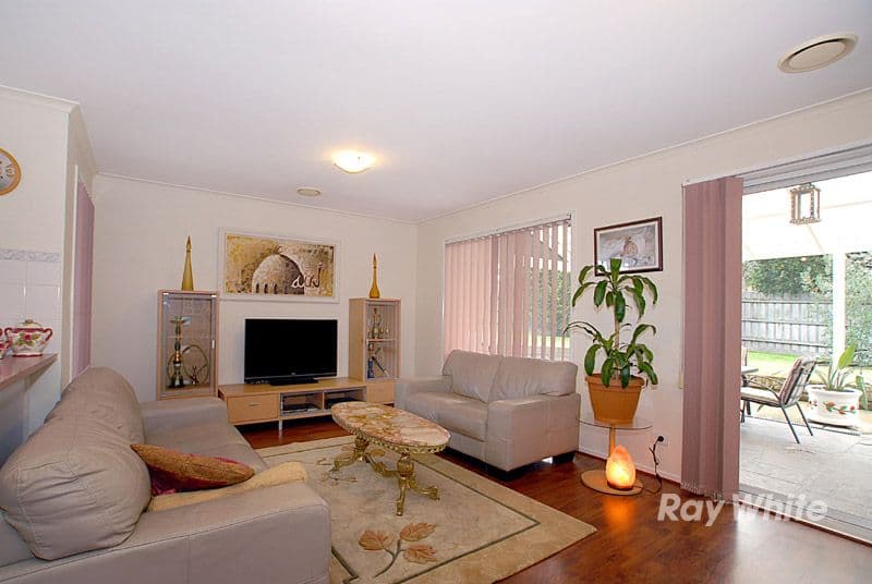 5 Sunset Place, HAMPTON PARK VIC 3976, Hampton Park - Thumbnail 3