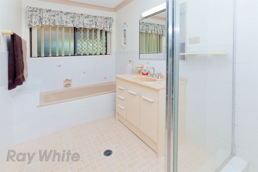 10 Durham Court, CAMIRA QLD 4300, Camira - Thumbnail 7