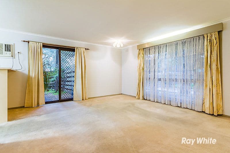 27 Bowen Street, Cranbourne VIC 3977, Cranbourne - Thumbnail 2