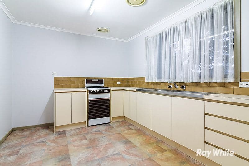 27 Bowen Street, Cranbourne VIC 3977, Cranbourne - Thumbnail 6