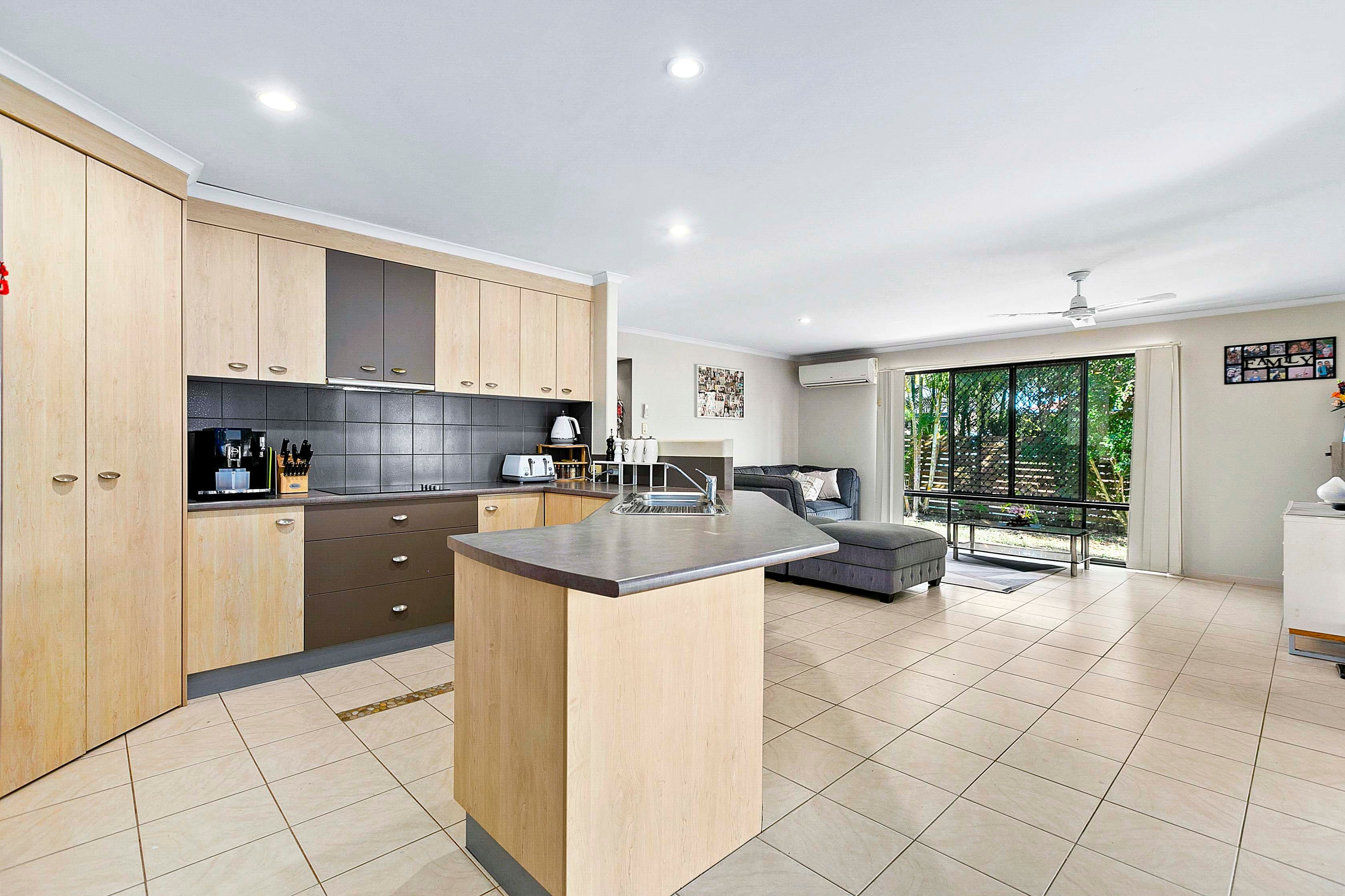 42 Heather Way, URRAWEEN QLD 4655, Urraween - Thumbnail 3