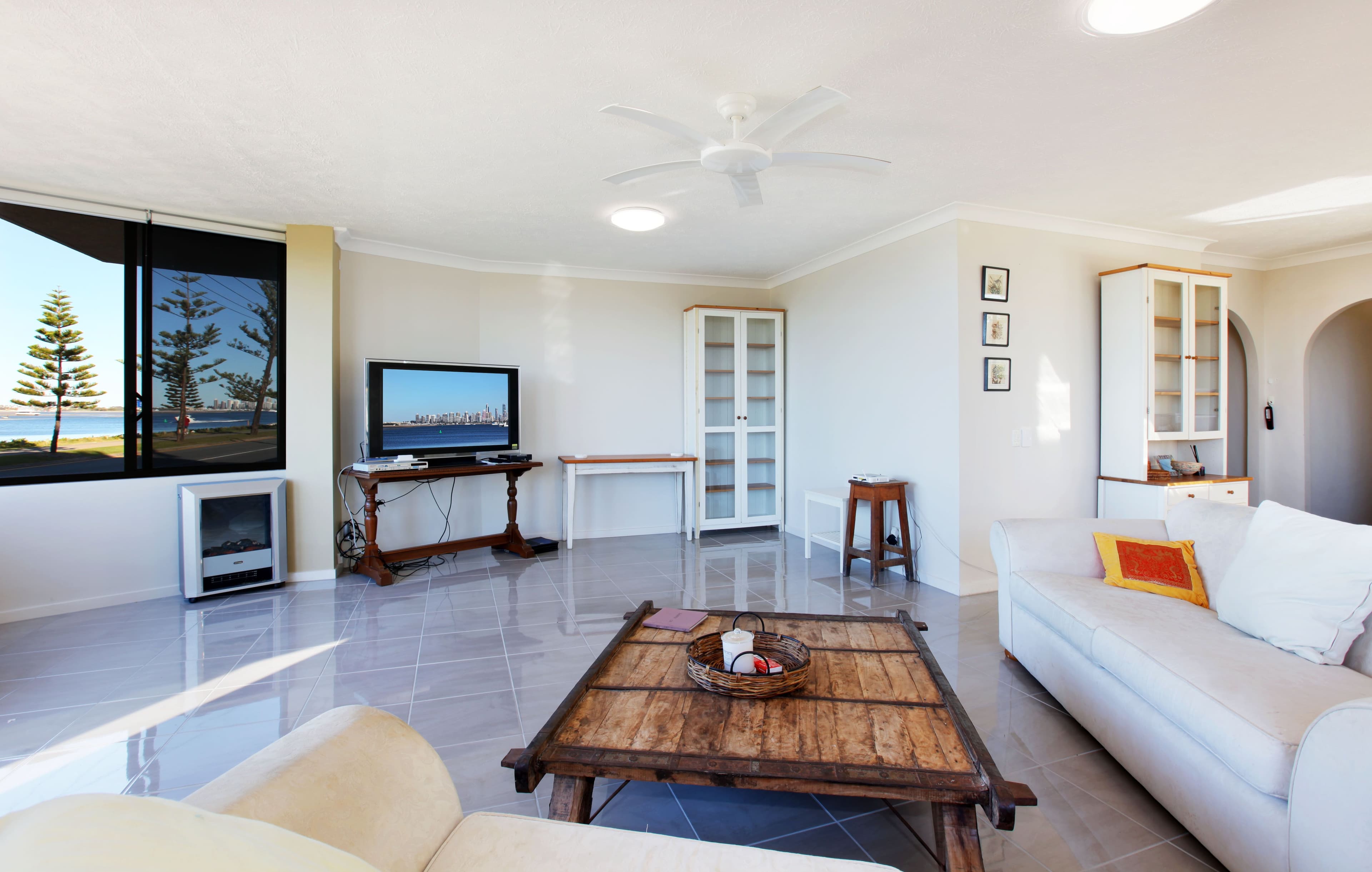 534 Marine Parade, Biggera Waters QLD 4216, Biggera Waters - Thumbnail 5
