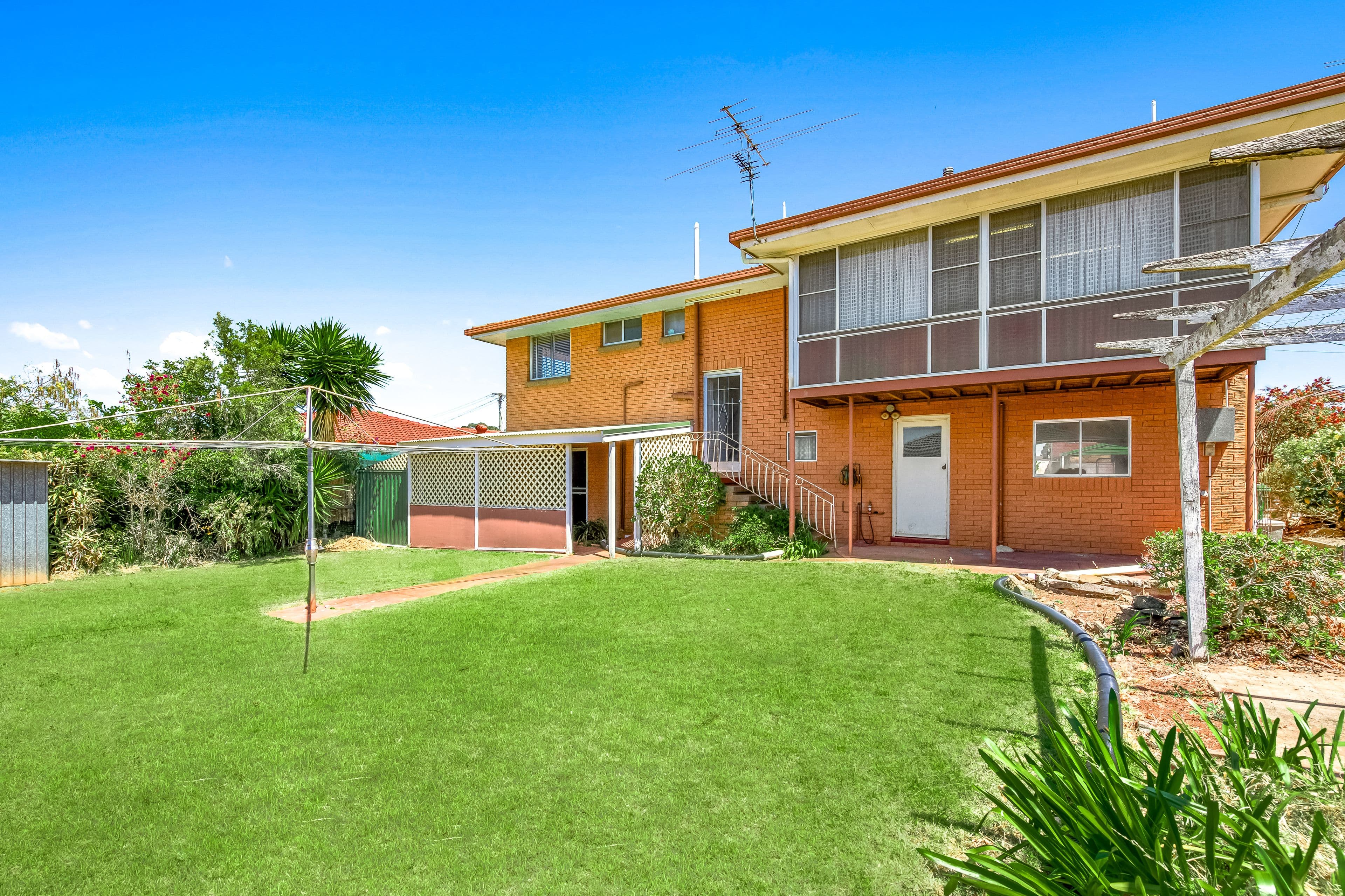 12 Sprott Street, Wilsonton QLD 4350, Wilsonton - Thumbnail 8