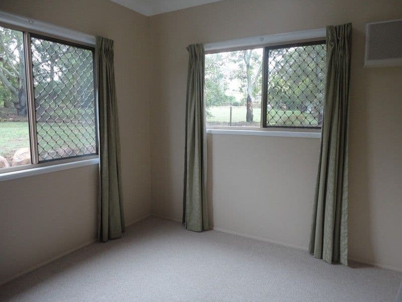 32 Golden Avenue, TANNUM SANDS QLD 4680, Tannum Sands - Thumbnail 7