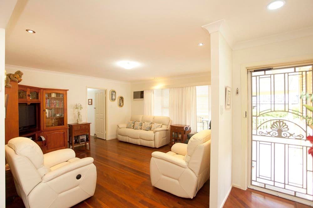51 Valentia Street, MANSFIELD QLD 4122, Mansfield - Thumbnail 2