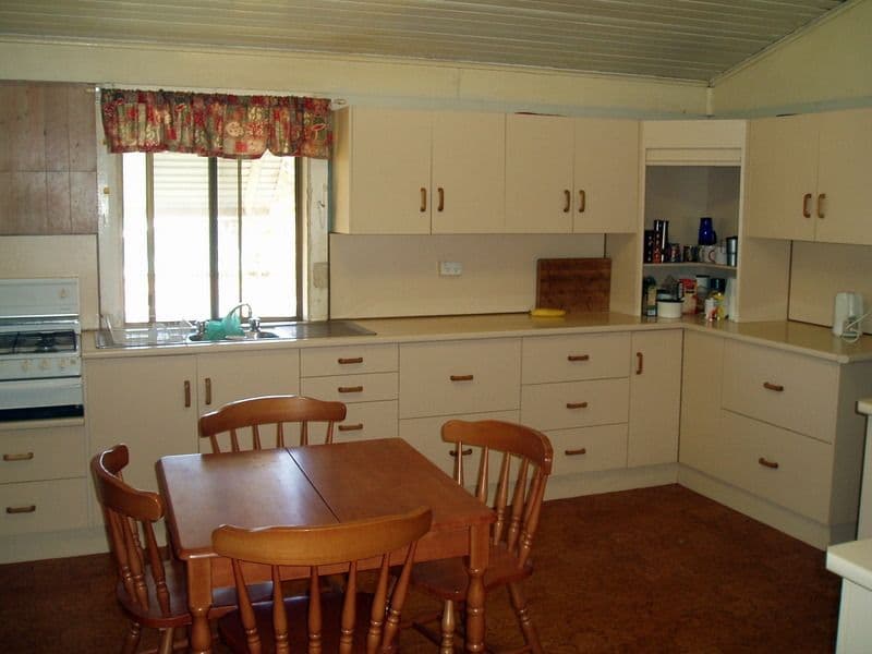 68  Cavanagh Street, AUGATHELLA QLD 4477, Augathella - Thumbnail 2