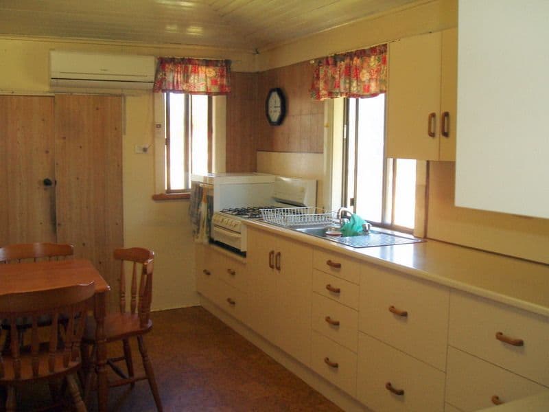 68  Cavanagh Street, AUGATHELLA QLD 4477, Augathella - Thumbnail 3