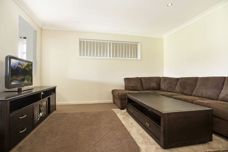 16 Teal Street, ABERGLASSLYN NSW 2320, Aberglasslyn - Thumbnail 2